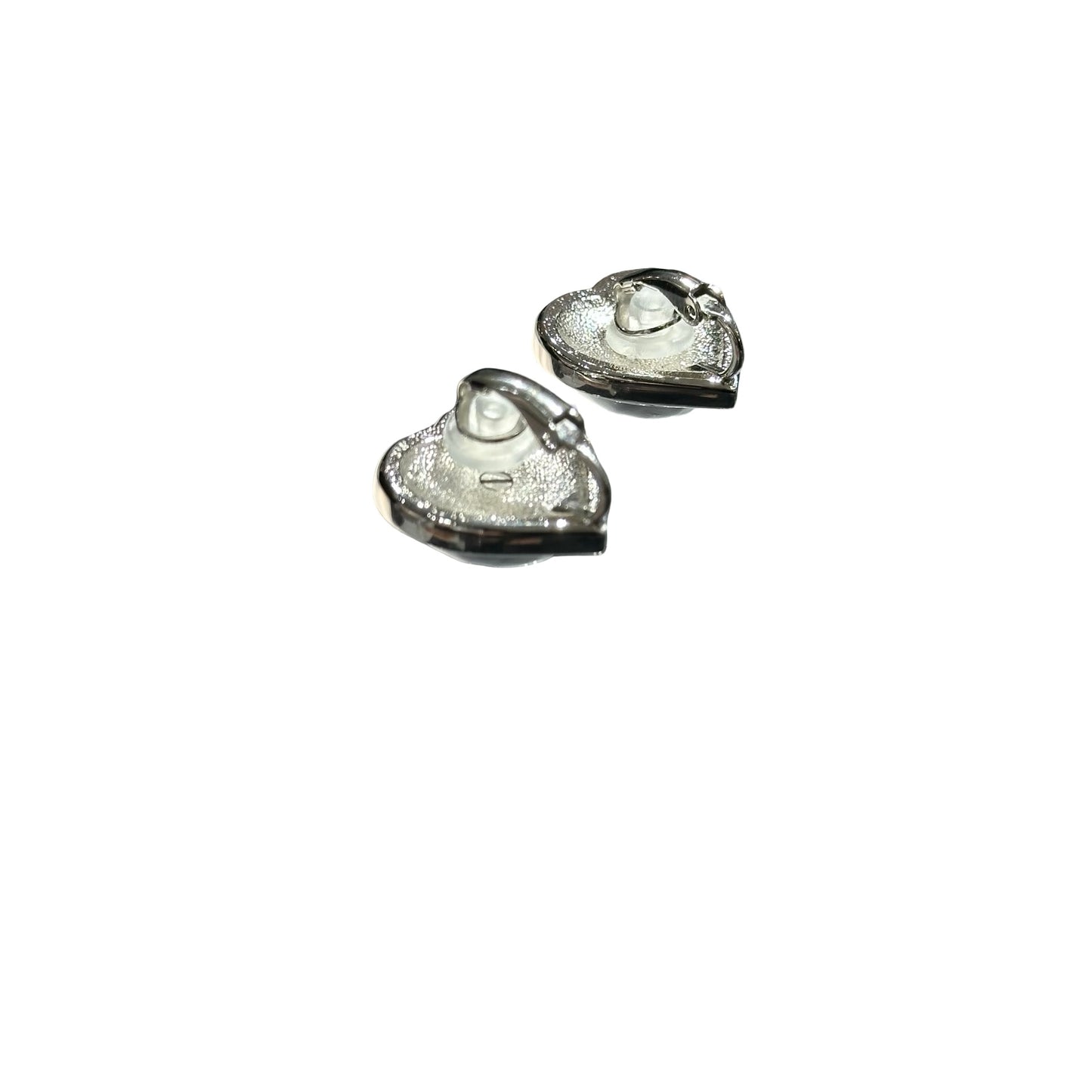 CHANEL HEART-SHAPED CC LOGO SILVER EARRINGS WITH CRYSTAL [3001011]