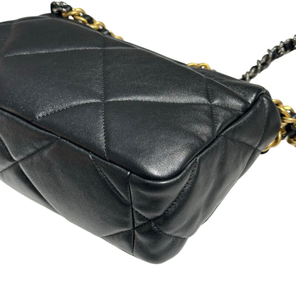 CHANEL 19 SMALL BLACK GHW LAMBSKIN [30001040]