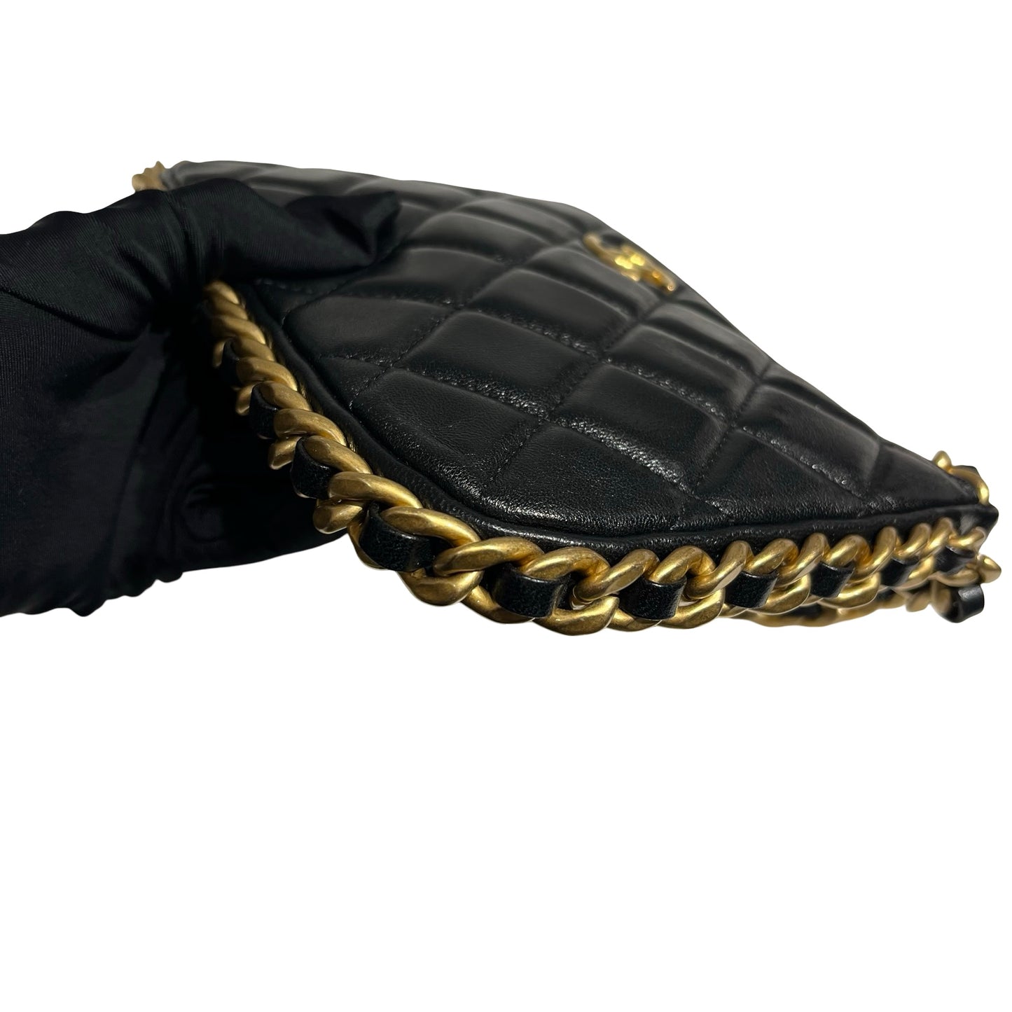 CHANEL 23B HOBO BAG [3001104]