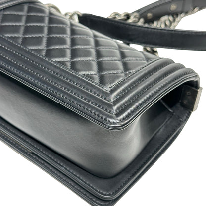 CHANEL BOY 20CM [3001918]