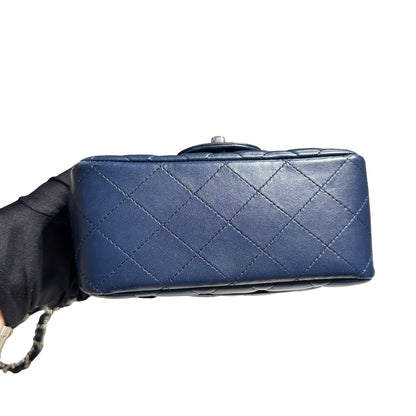CHANEL MINI FLAP BAG 17CM [3000315]