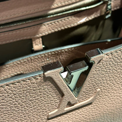 LV CAPUCINES MM BAG [3000569]