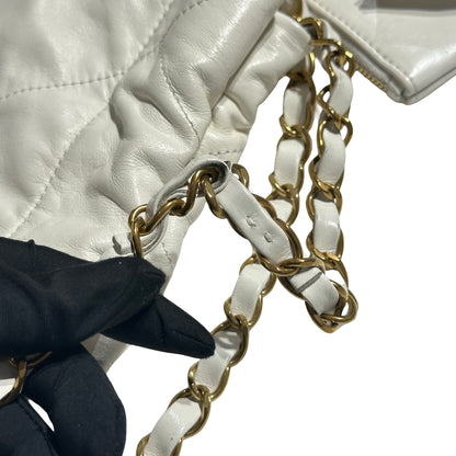 CHANEL 22 SMALL BAG [3000055]