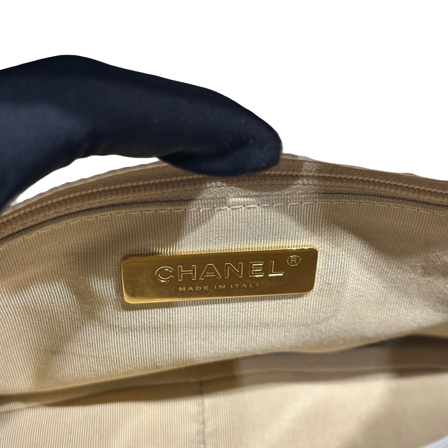 CHANEL 19 HANDBAG SMALL WHITE [3000355]