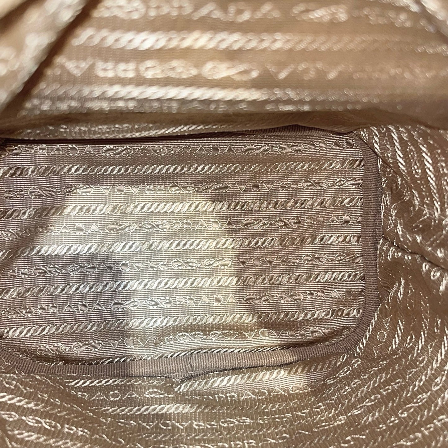 PRADA BUCKET BAG [3001705]