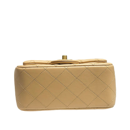 CHANEL MINI FLAP 17CM [3000083]