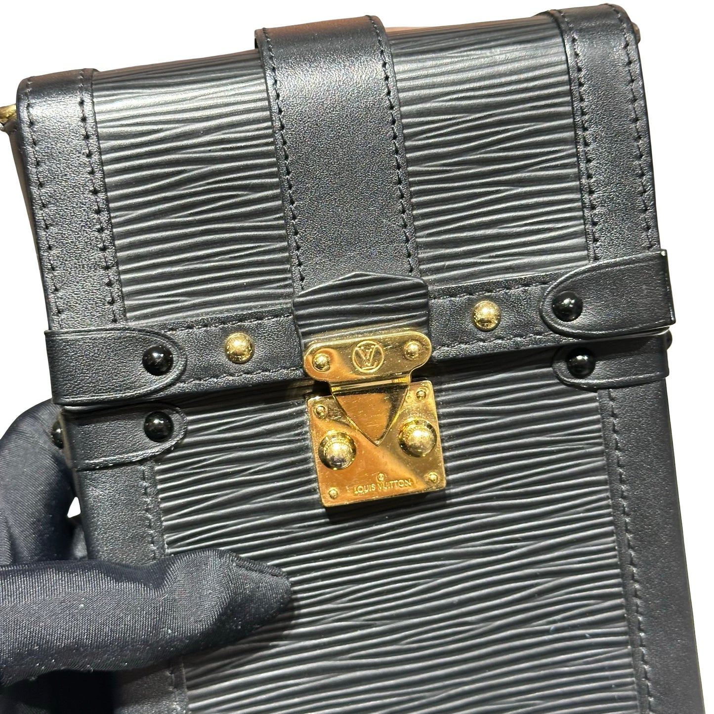 LV TRUNK VERTICAL BLACK EPI [3000600]