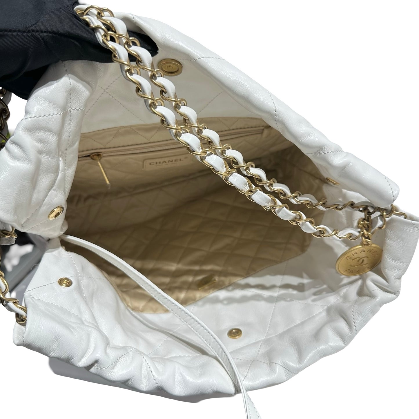 CHANEL 22 SMALL WHITE GHW [3001041]