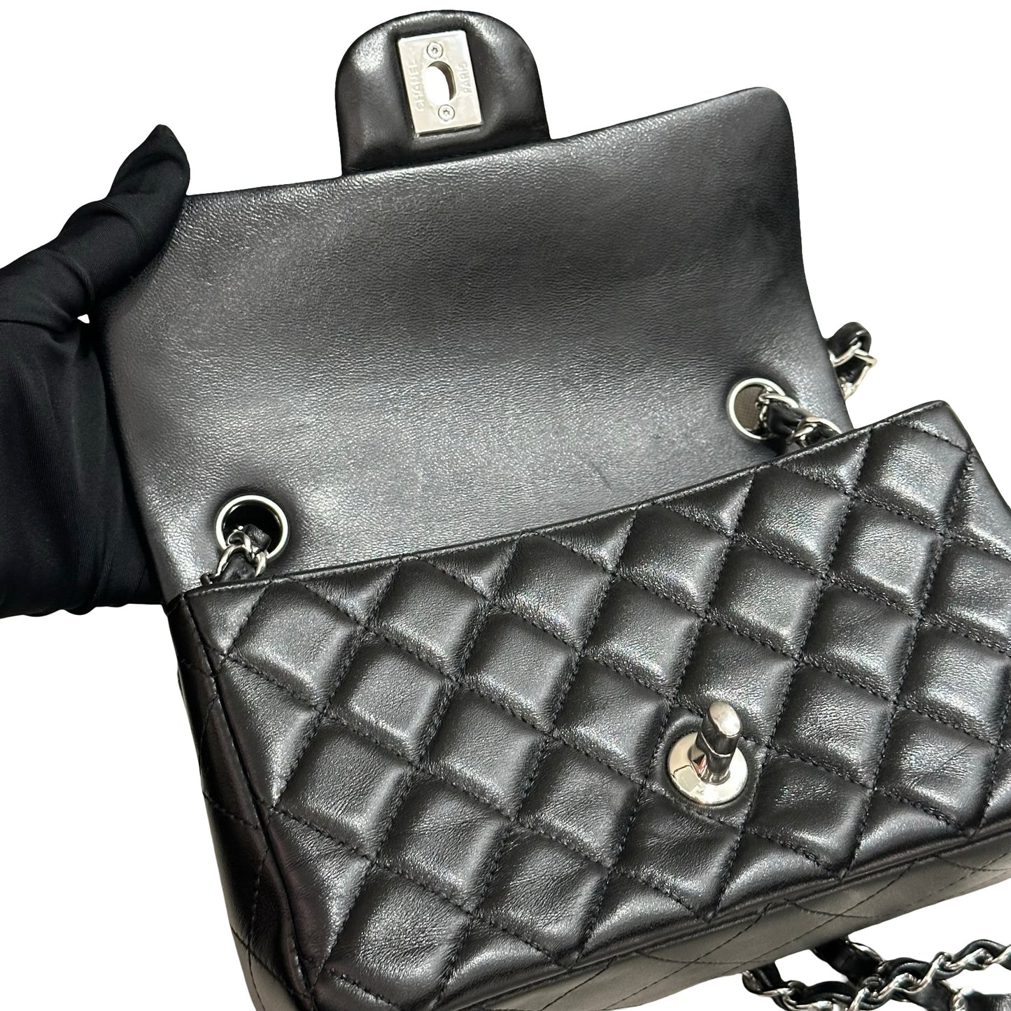 CHANEL FLAP BAG 20CM [3000562]