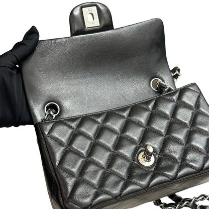 CHANEL FLAP BAG 20CM [3000562]
