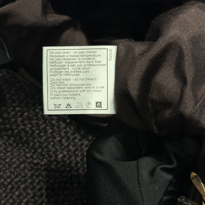 CHANEL SUIT (JACKET AND SKIRT) [20002040]