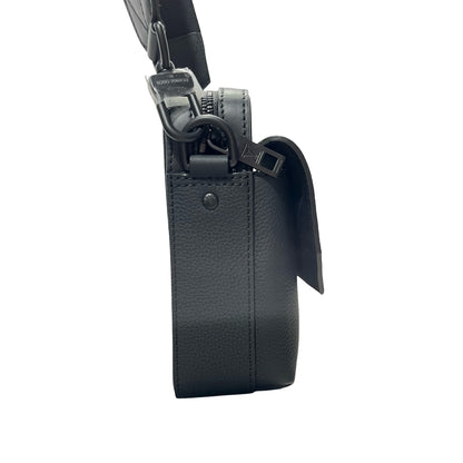 Unused LOUIS VUITTON Calfskin Leather Fastline Messenger Cross Body Bag Black
