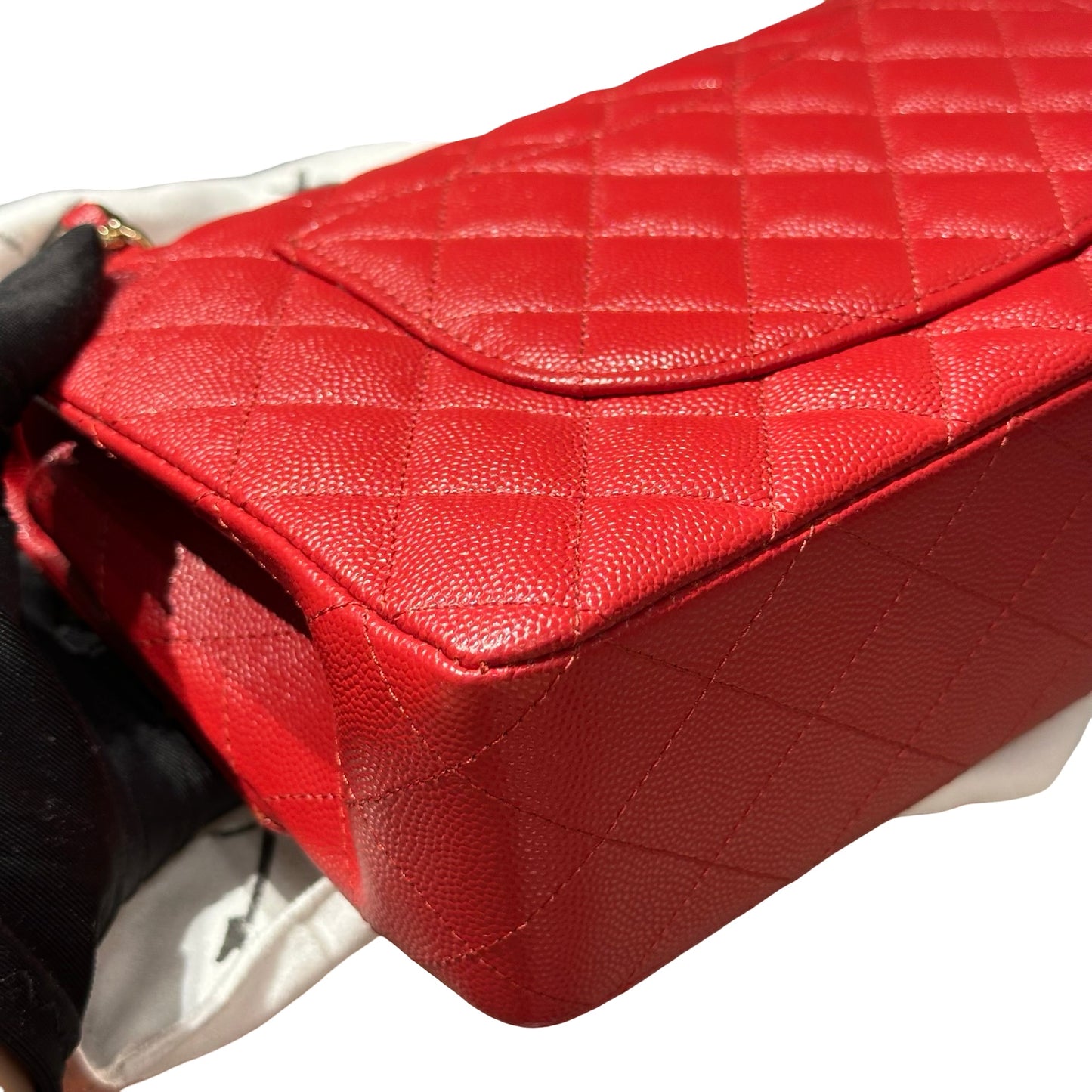 Used CHANEL Quilted Caviar Classic Flap 25 Shoulder Bag Red Gold