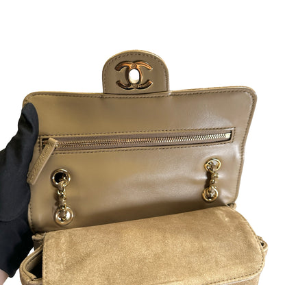 Brand New CHANEL Suede Classic Flap Shoulder Bag Beige GHW