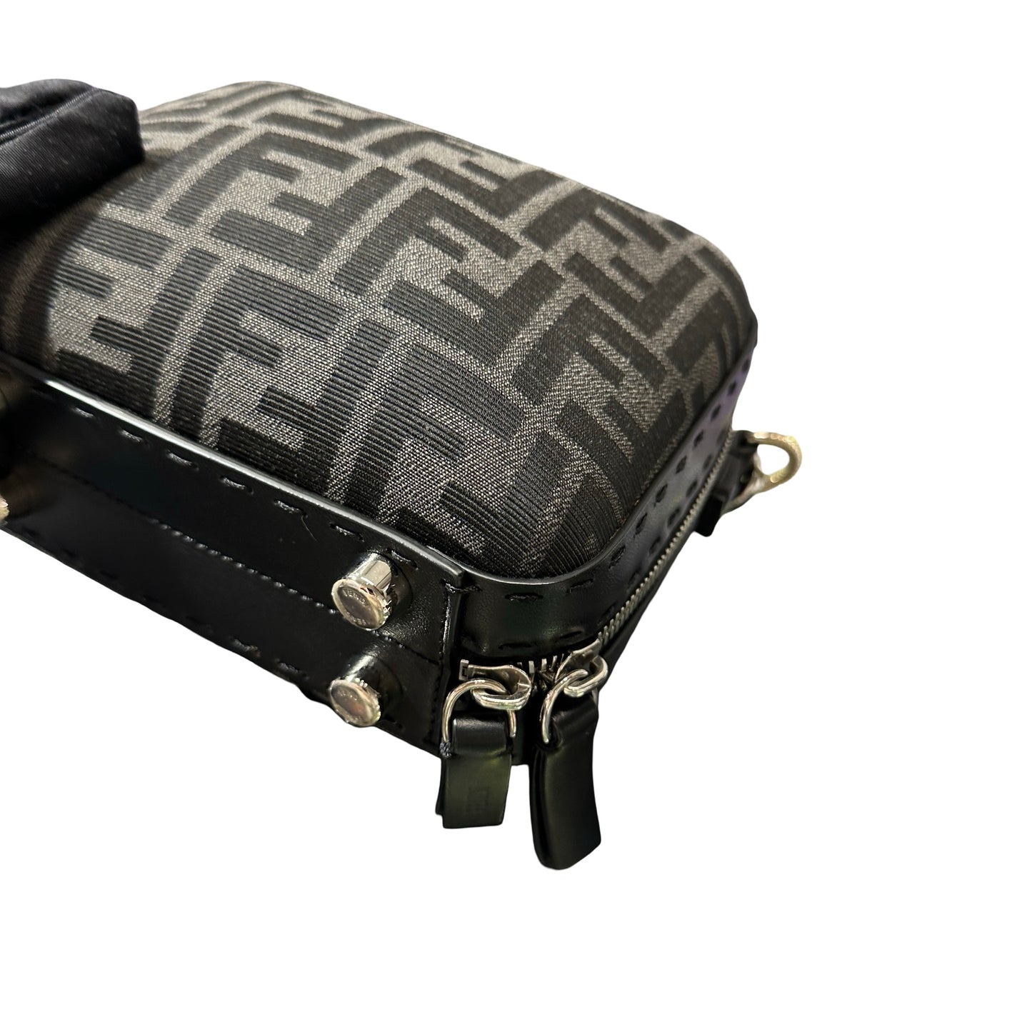 Used FENDI camera chevron Camera Bag Black