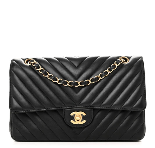 Used CHANEL Chevron Quilted Chevron Flap Bag Chain Shoulder Bag Black