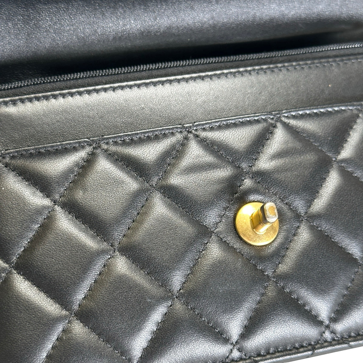 Used CHANEL Quilted Leather Wallet on Chain Wallet on chain Black Gold