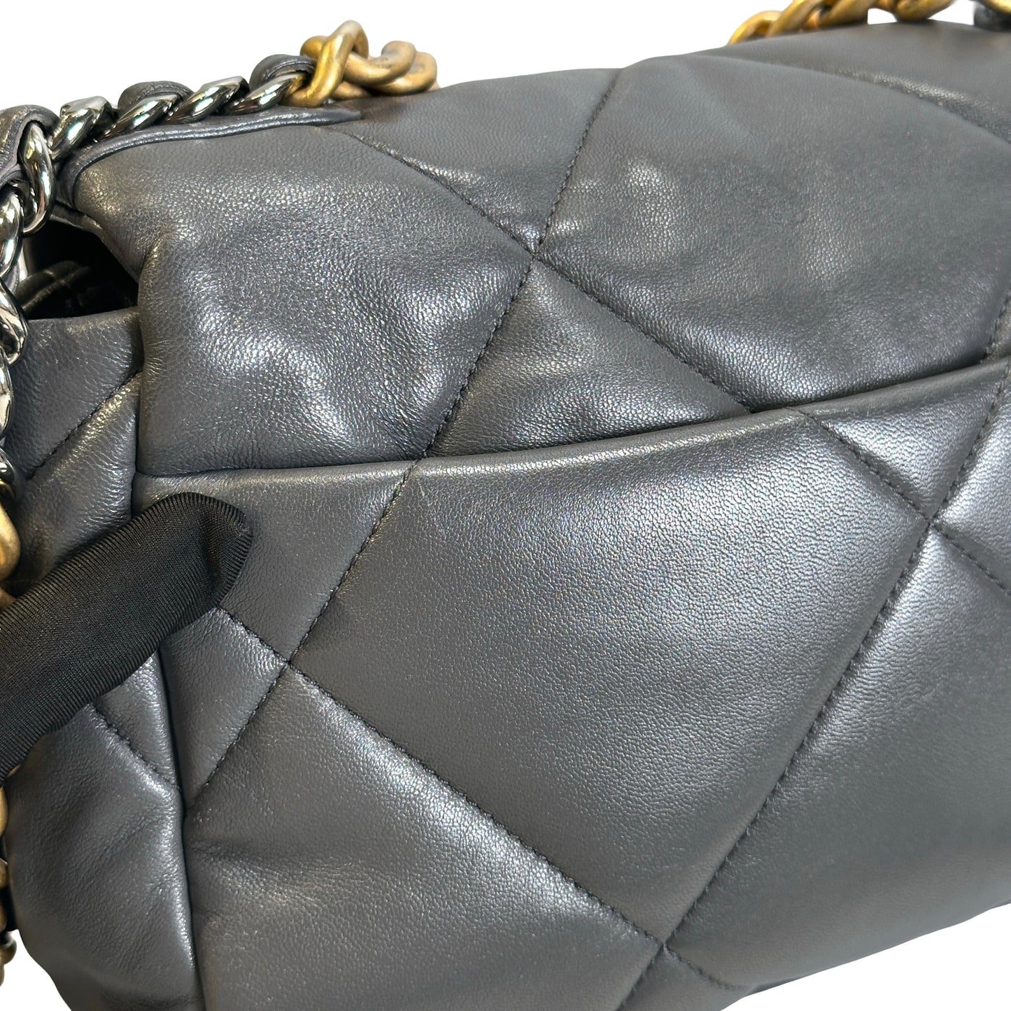Used CHANEL Quilted Goatskin Chanel 19 Chain Shoulder Bag Grey Gold Ruthenium