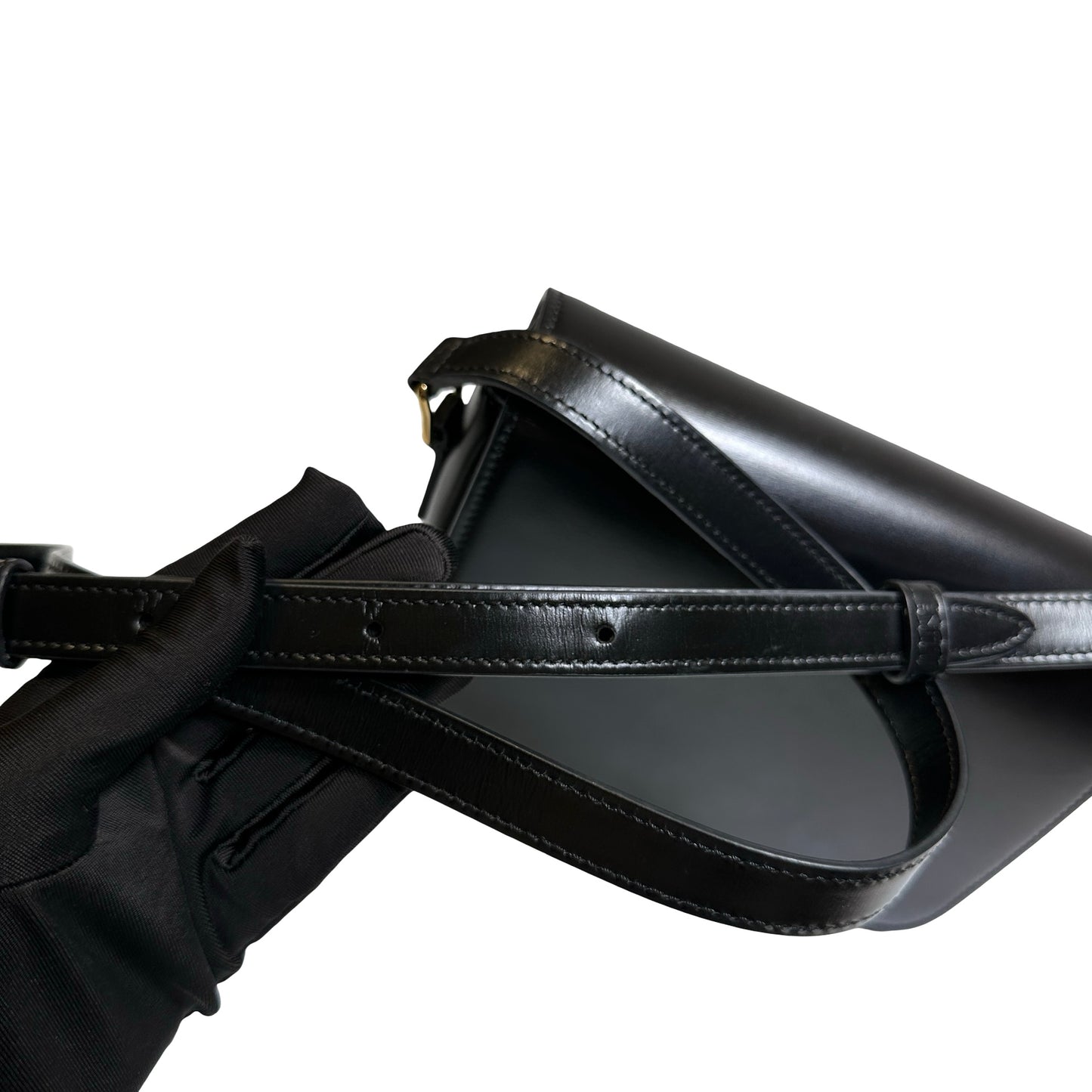 Used CÉLINE Calfskin Leather TEEN TRIOMPHE Cross Body Bag Black GHW