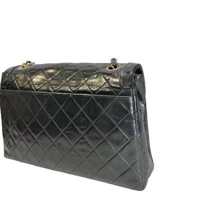 Used CHANEL Quilted Quilted Classic Flap Bag Shoulder Bag Black Gold