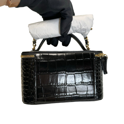 Brand New CHANEL Croc-embossed Vanity case Vanity case Black Gold hardware