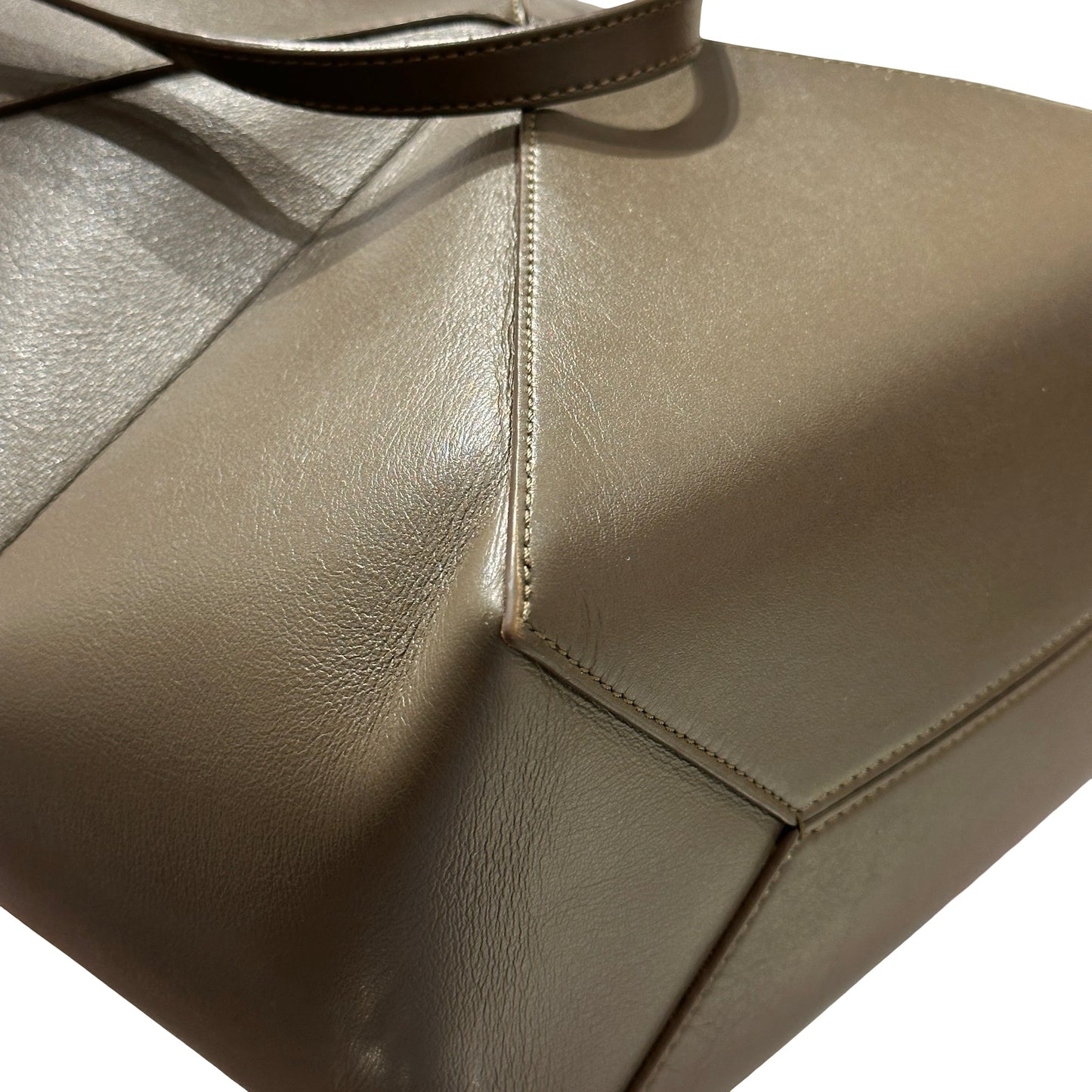 Used LOEWE Shoulder Bag Green