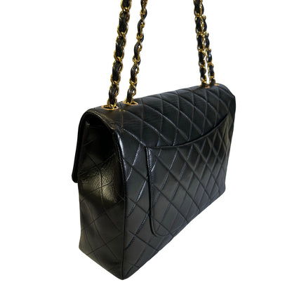 Used CHANEL Quilted Lambskin Vintage Classic Flap Chain Shoulder Bag Black Gold