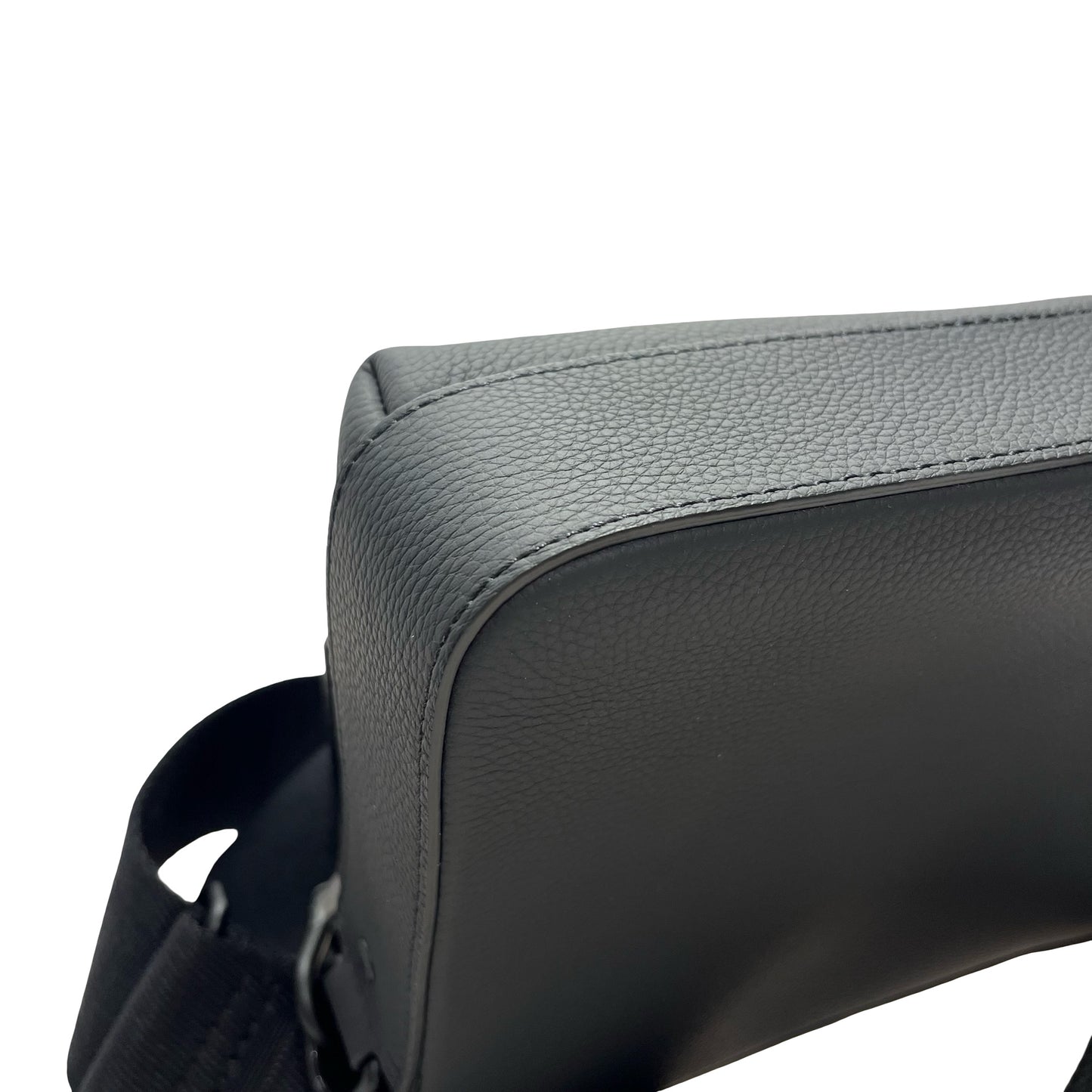 Unused LOUIS VUITTON Calfskin Leather Fastline Messenger Cross Body Bag Black