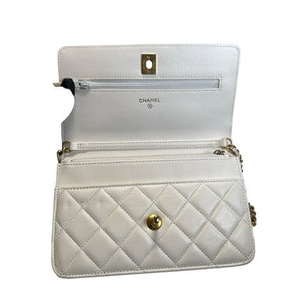 Used CHANEL Quilted Lambskin Wallet on chain Wallet on chain White Gold