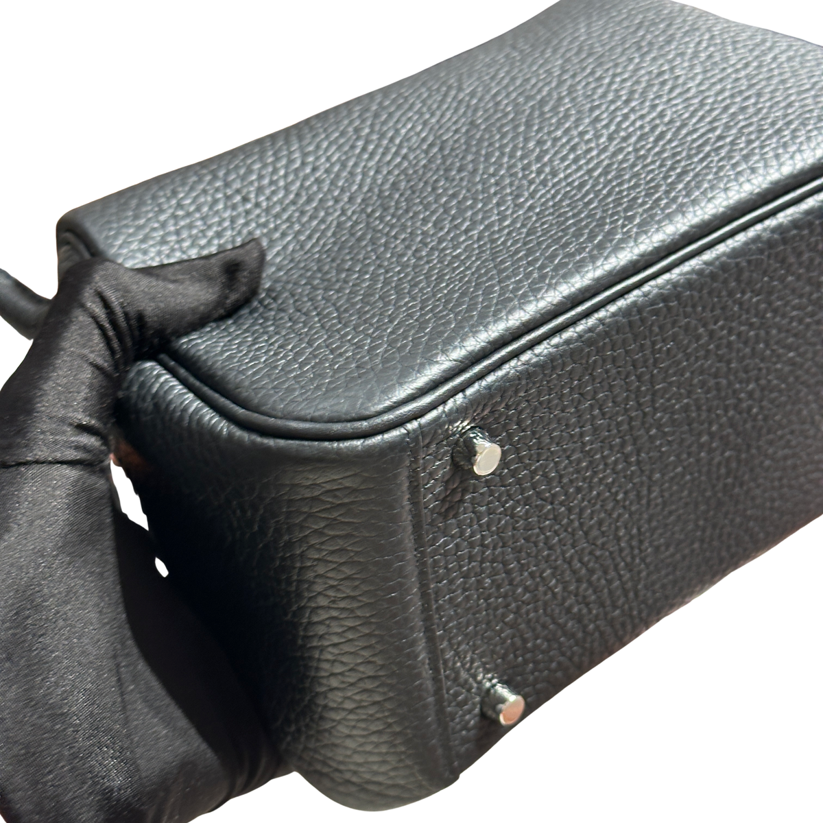Brand New HERMES Taurillon Clemence Lindy Mini II Handbag Noir Black