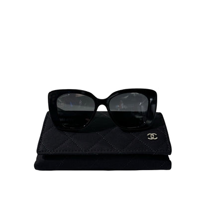 Used Chanel Sunglasses Sunglasses SUNGLASSESS Black