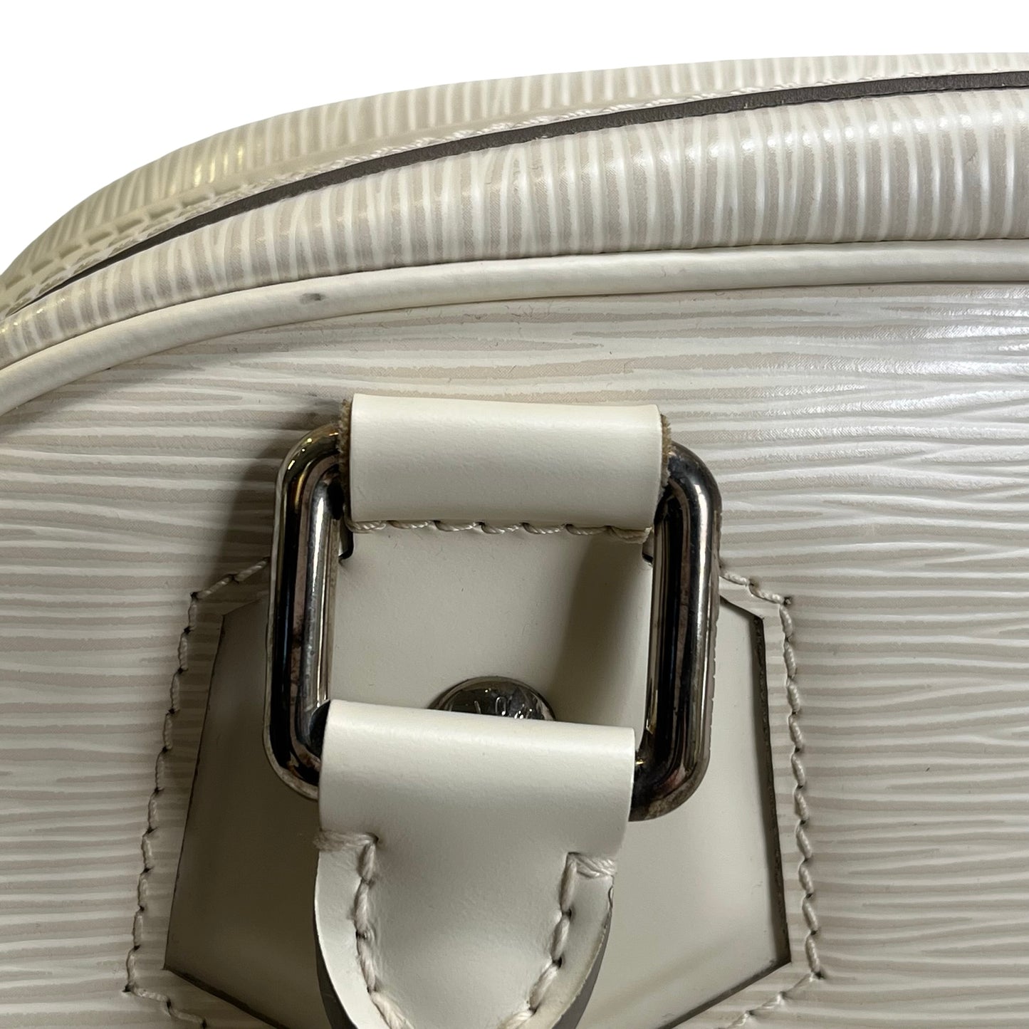 Used LOUIS VUITTON Epi Epi Montaigne PM Handbag White