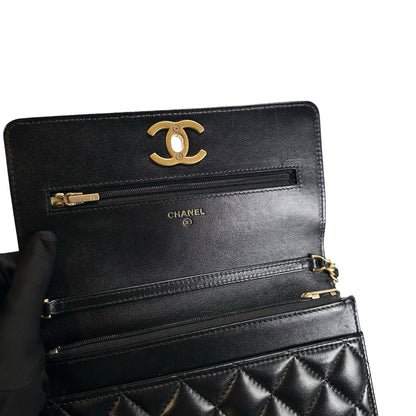Used CHANEL Quilted Lambskin Wallet on chain Wallet on chain Black GHW