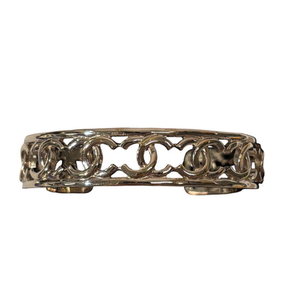 Used CHANEL Bracelet CC logo Accessories GHW