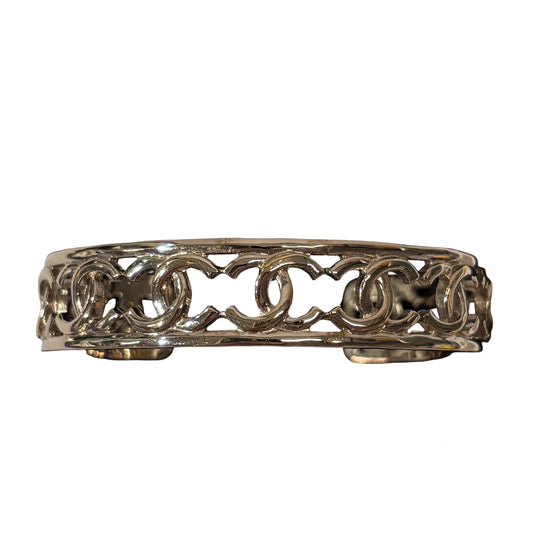 Used CHANEL Bracelet CC logo Accessories GHW