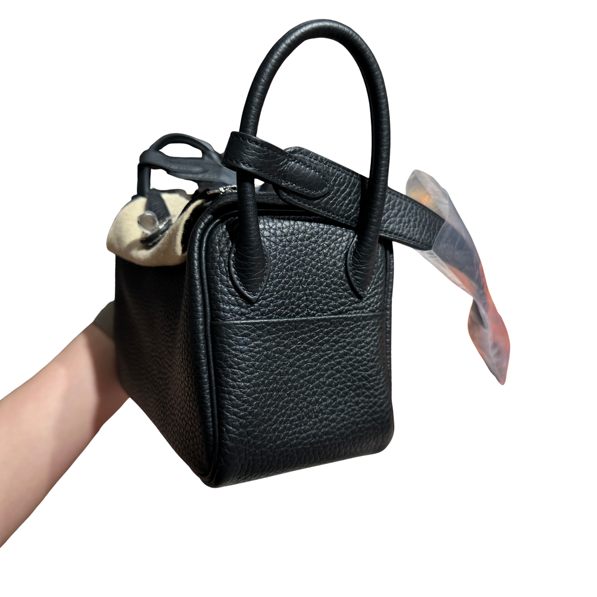 Brand New HERMES Taurillon Clemence Lindy Mini II Handbag Noir Black