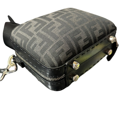 Used FENDI camera chevron Camera Bag Black
