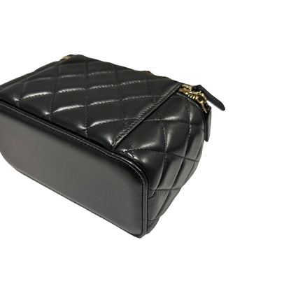 Used CHANEL Matelassé Lambskin Vanity Case Vanity case Black Gold