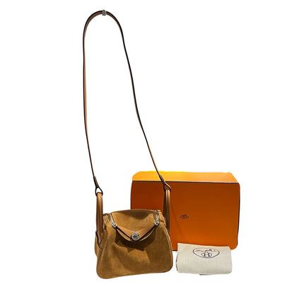 New HERMÈS Mini Lindy Shoulder Bag Gold