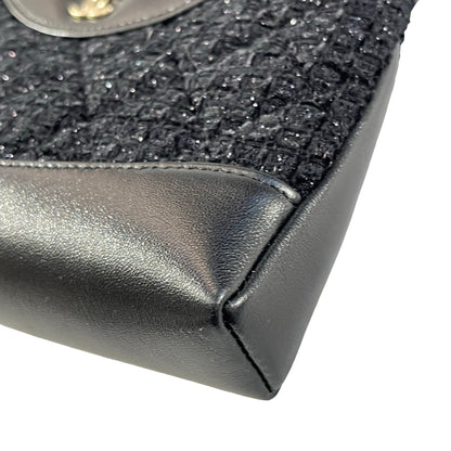 New CHANEL Cross Body Bag Black GHW