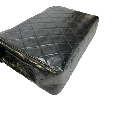 Used CHANEL Quilted Quilted Classic Flap Bag Shoulder Bag Black Gold