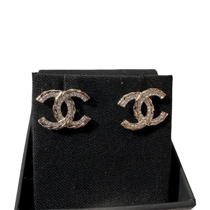 Used CHANEL Earrings Gold