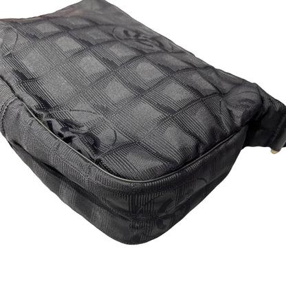 Used CHANEL Vintage Chanel Black CC Shoulder Bag Black GHW