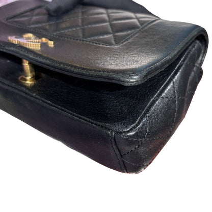 Used CHANEL Chain Shoulder Bag Shoulder Bag Black GHW