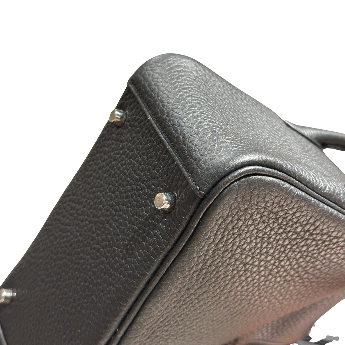 Brand New HERMES Taurillon Clemence Lindy Handbag Noir