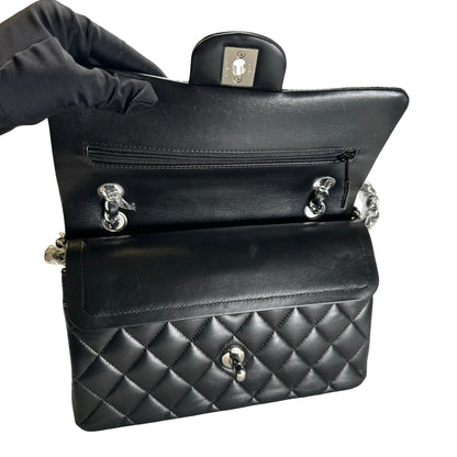 Used CHANEL Quilted Classic Flap Chain Shoulder Bag Black Silver