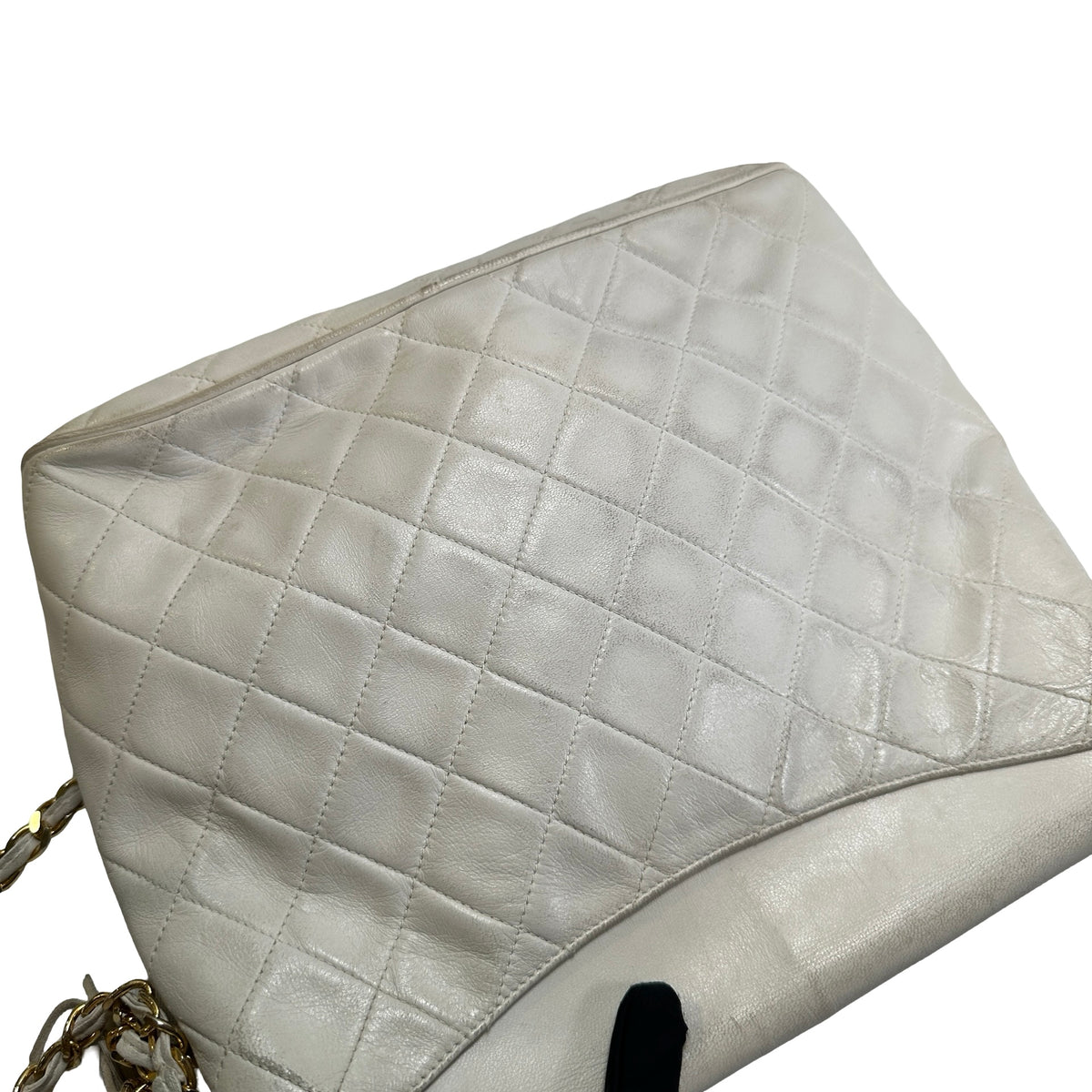 Used CHANEL Quilted Leather Quilted Flap Bag Handbags White GHW