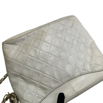 Used CHANEL Quilted Leather Quilted Flap Bag Handbags White GHW