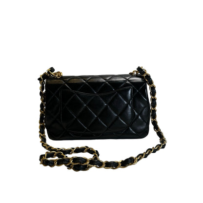 Used CHANEL Quilted Leather Classic Flap Chain shoulder bag Black Gold