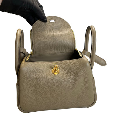 Brand New HERMES Clemence Lindy Handbag Etoupe